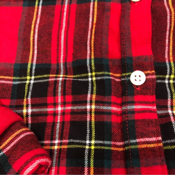 Old Navy Plaid Button Down Shirt - Picture 2 of 5